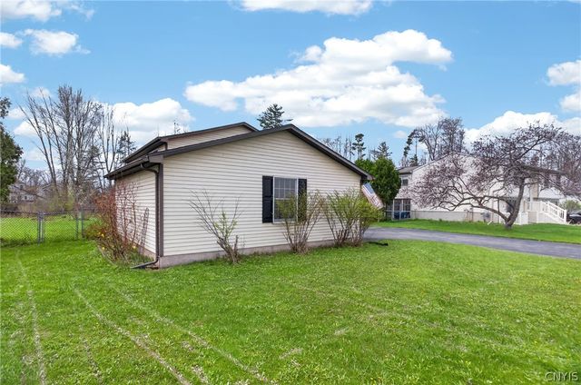 8491 Torchwood Lane, Cicero, NY 13039