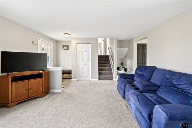 8491 Torchwood Lane, Cicero, NY 13039