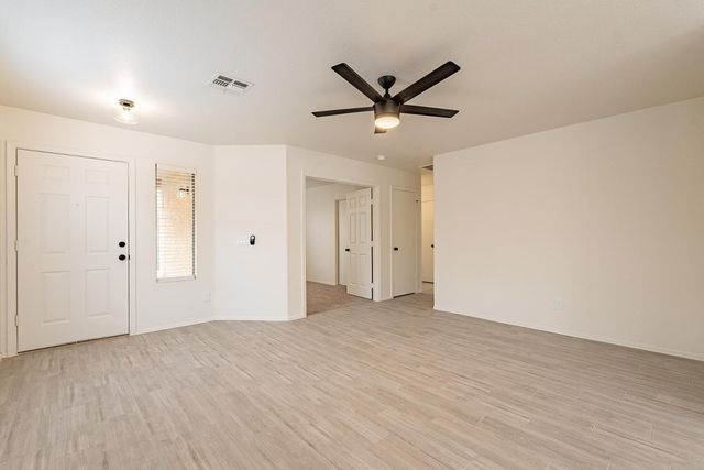 338 N 152nd Drive, Goodyear, AZ 85338