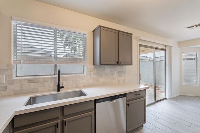 338 N 152nd Drive, Goodyear, AZ 85338