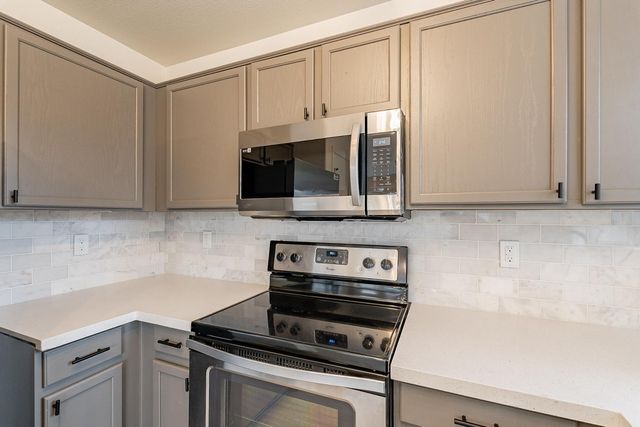338 N 152nd Drive, Goodyear, AZ 85338