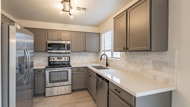 338 N 152nd Drive, Goodyear, AZ 85338