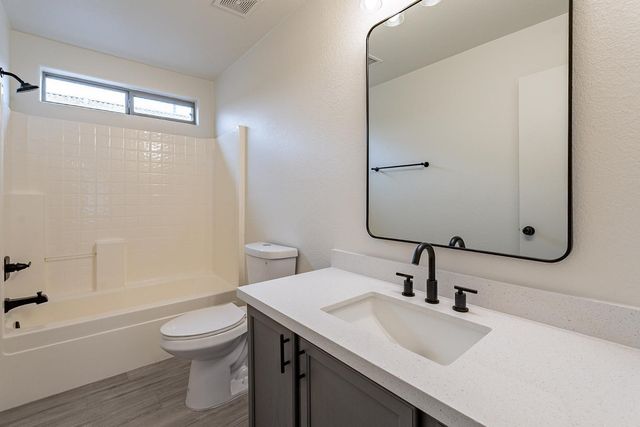 338 N 152nd Drive, Goodyear, AZ 85338