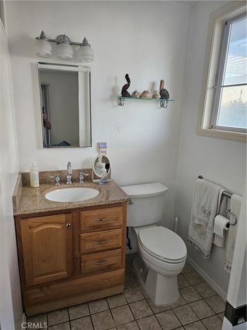 8282 Tyler Circle, Huntington Beach, CA 92646