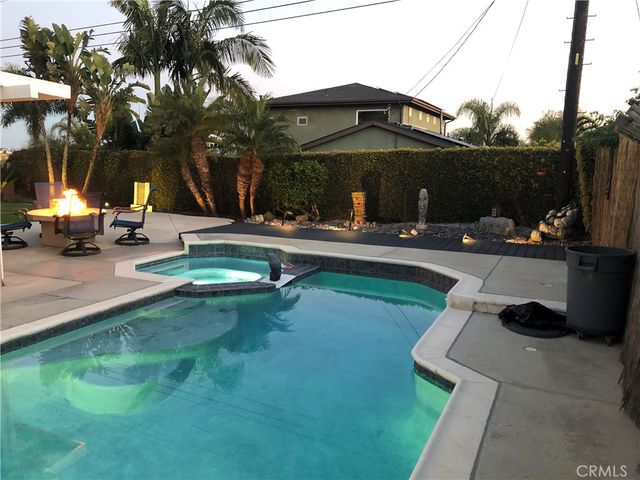 8282 Tyler Circle, Huntington Beach, CA 92646