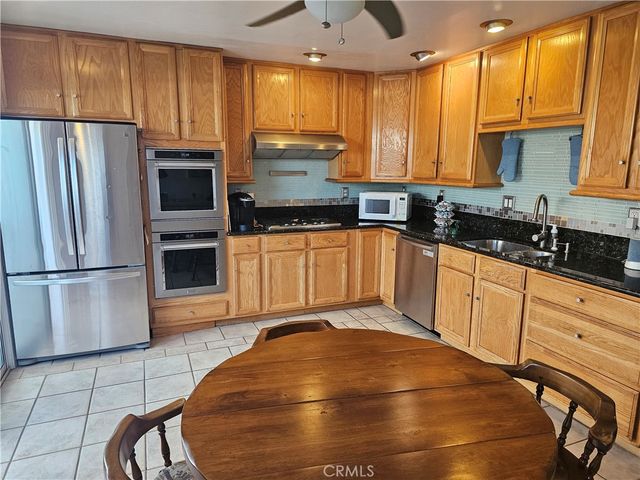 8282 Tyler Circle, Huntington Beach, CA 92646