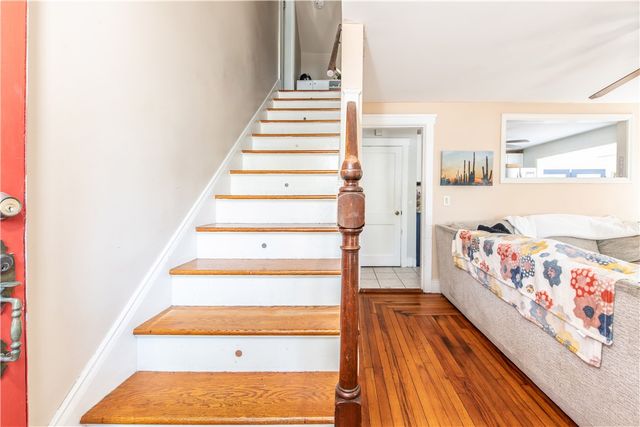 204 Harmony Court, Warwick, RI 02889