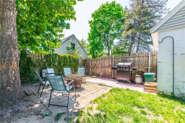 204 Harmony Court, Warwick, RI 02889