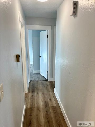 2334 E 1st Street, Idaho Falls, ID 83401