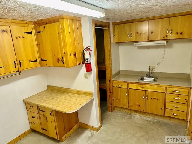 2334 E 1st Street, Idaho Falls, ID 83401