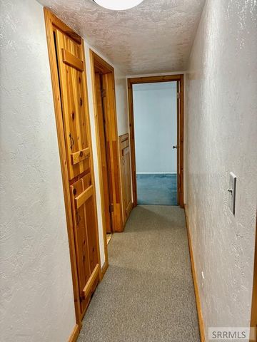 2334 E 1st Street, Idaho Falls, ID 83401