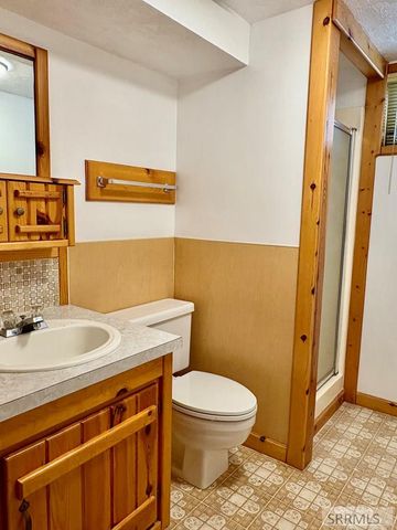 2334 E 1st Street, Idaho Falls, ID 83401