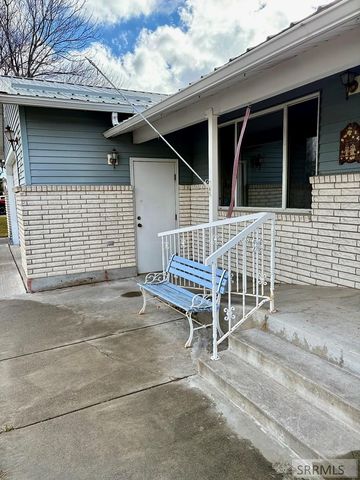 2334 E 1st Street, Idaho Falls, ID 83401