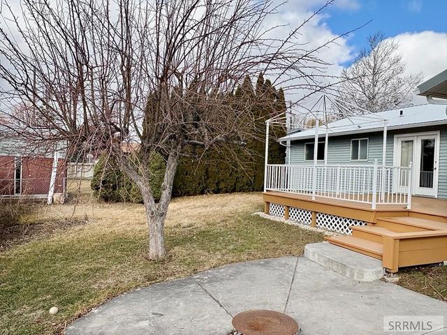 2334 E 1st Street, Idaho Falls, ID 83401