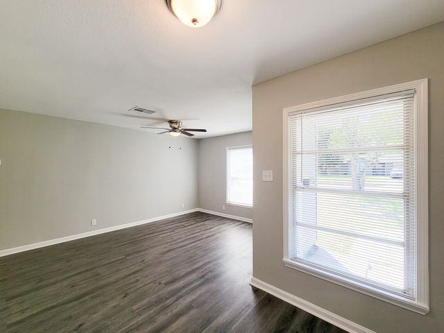 3923 Zephyr Street, Houston, TX 77021