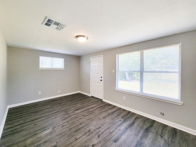 3923 Zephyr Street, Houston, TX 77021