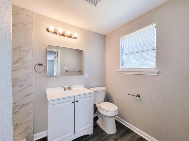 3923 Zephyr Street, Houston, TX 77021