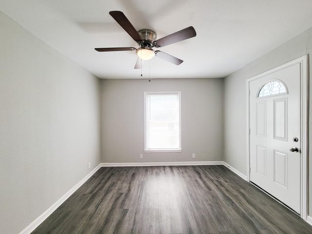 3923 Zephyr Street, Houston, TX 77021