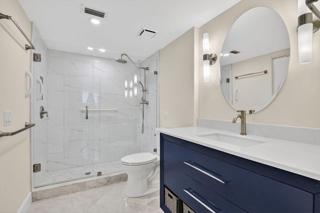 9245 Flynn Circle 7, Boca Raton, FL 33496