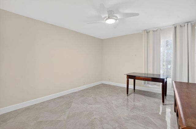 9245 Flynn Circle 7, Boca Raton, FL 33496