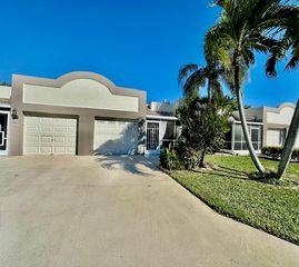 9245 Flynn Circle 7, Boca Raton, FL 33496