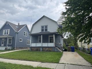 6621 21st AVENUE, Kenosha, WI 53143