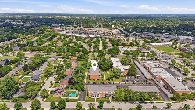 6 E Lillian Avenue 2B, Arlington Heights, IL 60004