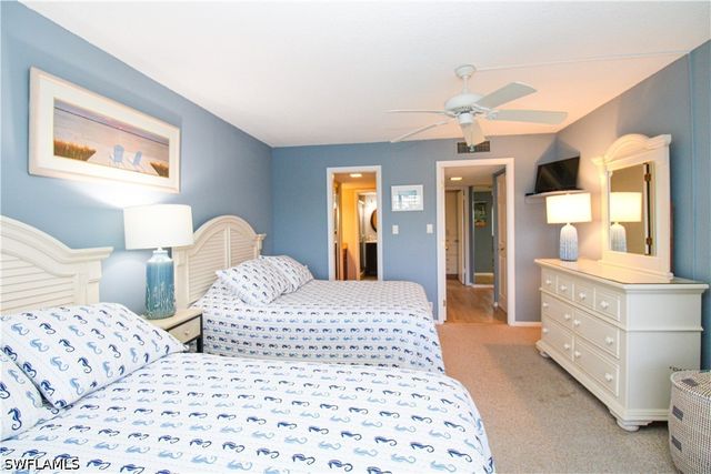 1 Bluebill AVE 501, Naples, FL 34108