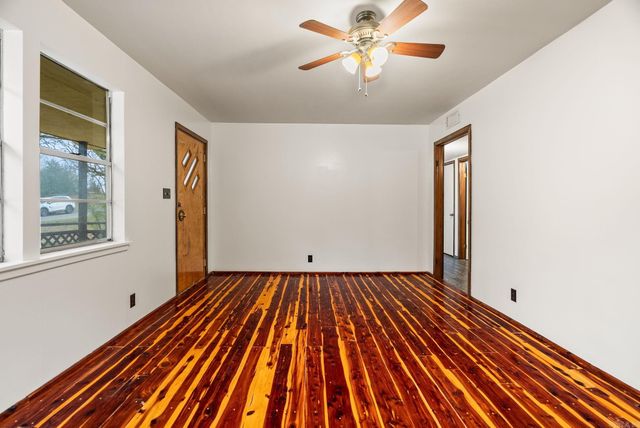 101 E Mourot Street, Plumerville, AR 72127