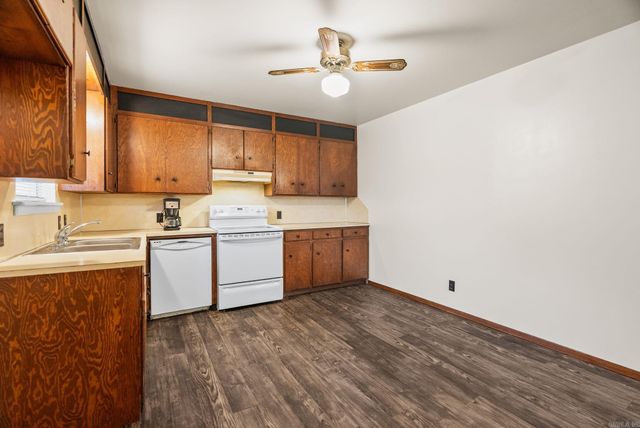 101 E Mourot Street, Plumerville, AR 72127