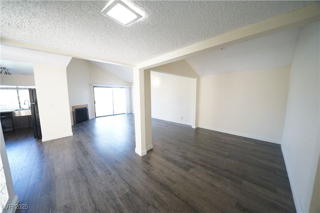 3153 Bel Air Drive, Las Vegas, NV 89109