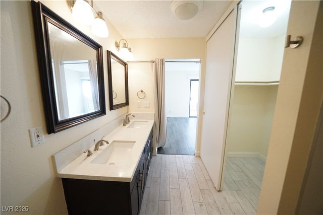 3153 Bel Air Drive, Las Vegas, NV 89109