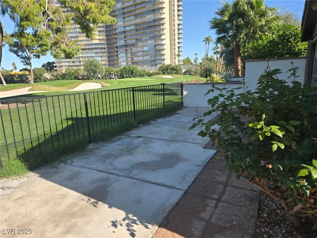 3153 Bel Air Drive, Las Vegas, NV 89109