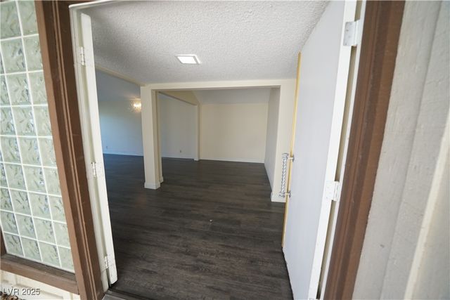 3153 Bel Air Drive, Las Vegas, NV 89109