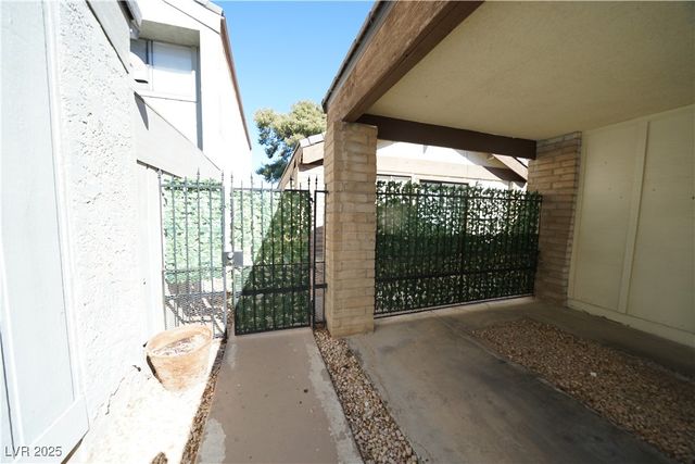 3153 Bel Air Drive, Las Vegas, NV 89109