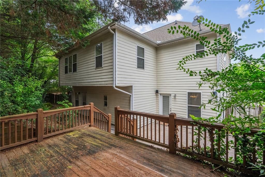 Image 1 of property listing at 0 Brkhvn Village Circle, Brookhaven, GA 30319