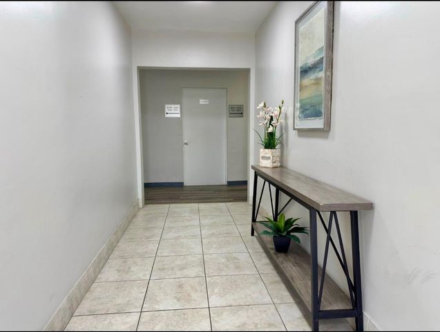 299 SW 7TH Street 2070, Boca Raton, FL 33432