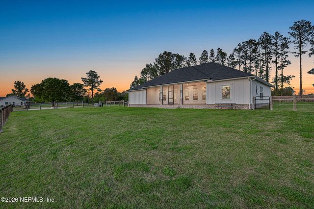 7206 T AND G FARM Lane, Macclenny, FL 32063