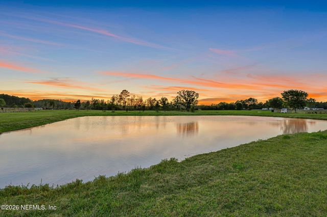 7206 T AND G FARM Lane, Macclenny, FL 32063