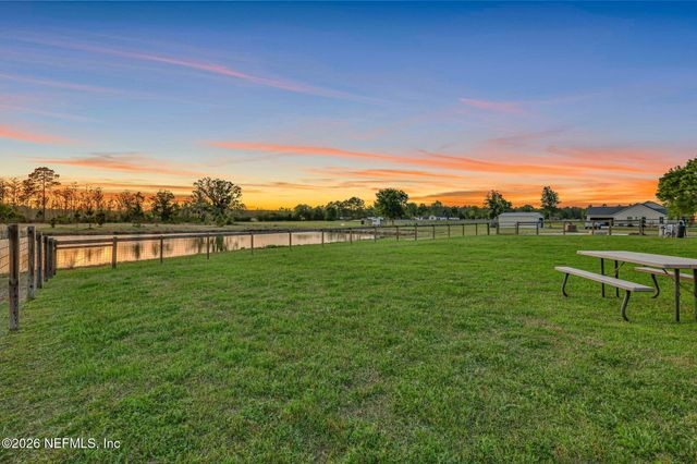 7206 T AND G FARM Lane, Macclenny, FL 32063