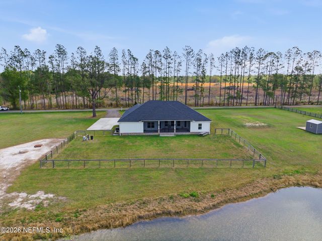 7206 T AND G FARM Lane, Macclenny, FL 32063