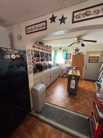 148 Hamlet St, Fall River, MA 02724