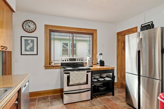 3832 42nd Avenue S, Minneapolis, MN 55406