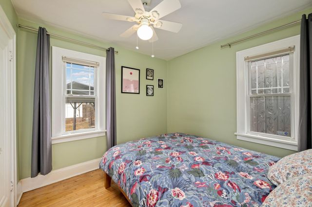 3832 42nd Avenue S, Minneapolis, MN 55406