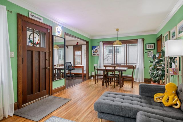 3832 42nd Avenue S, Minneapolis, MN 55406