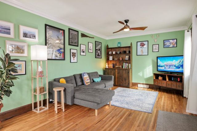 3832 42nd Avenue S, Minneapolis, MN 55406