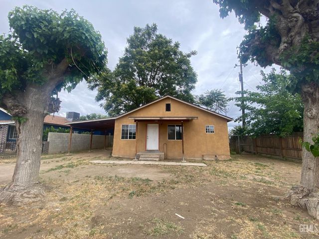 30348 Riverside Street, Shafter, CA 93263