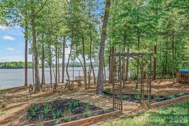 695 Scout Road, Lexington, NC 27292