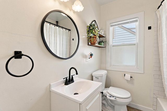 2608 N Napa St, Spokane, WA 99207