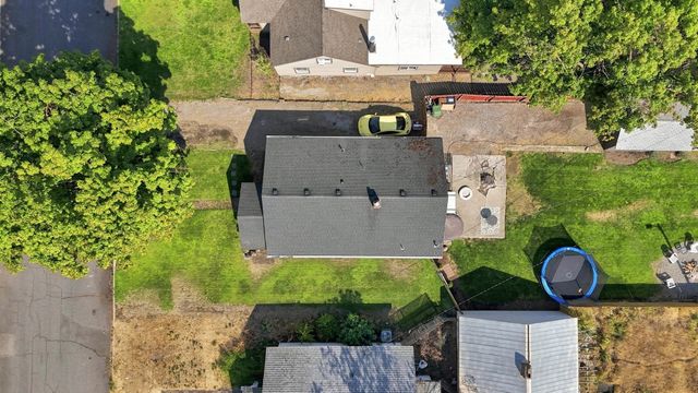 2608 N Napa St, Spokane, WA 99207